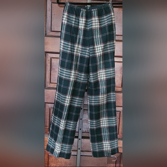 Vintage Pendleton, Size 8, Wool, Plaid, Green White And Red Pants, Wide Leg - Picture 1 of 14
